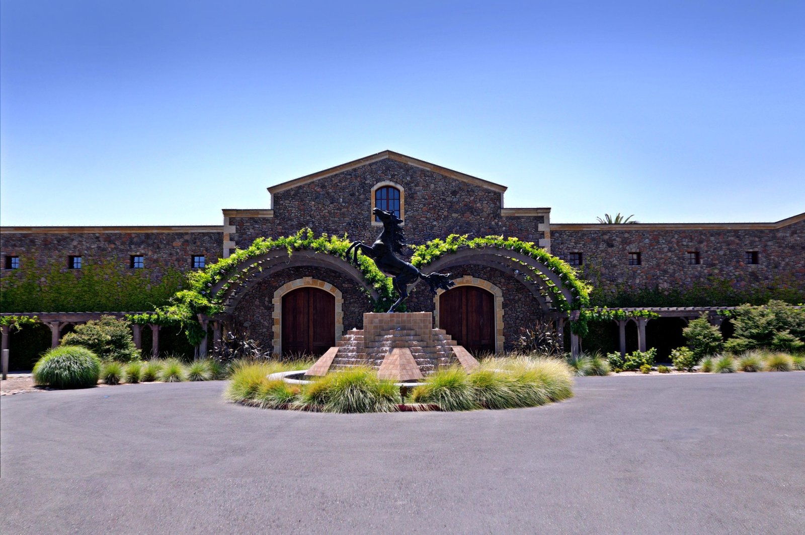 BLACK STALLION ESTATE WINERY